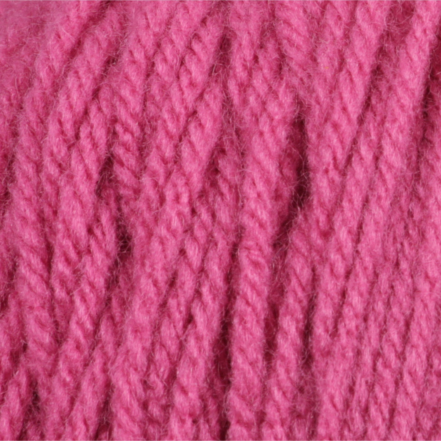 Bernat® Super Value - Magenta (detail)