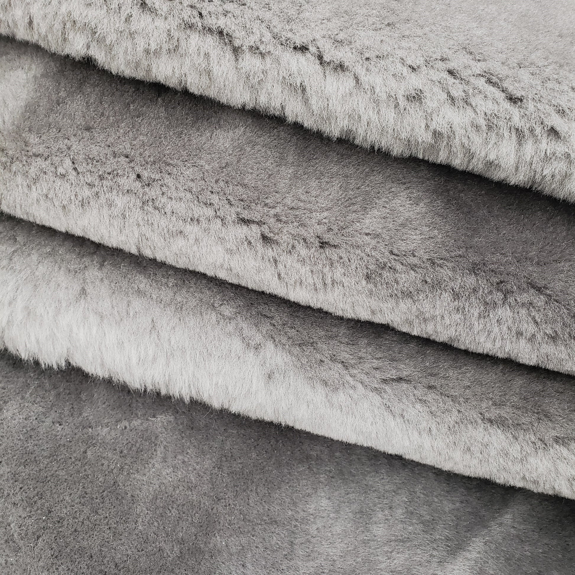 Sheared Sheepskin - Grey