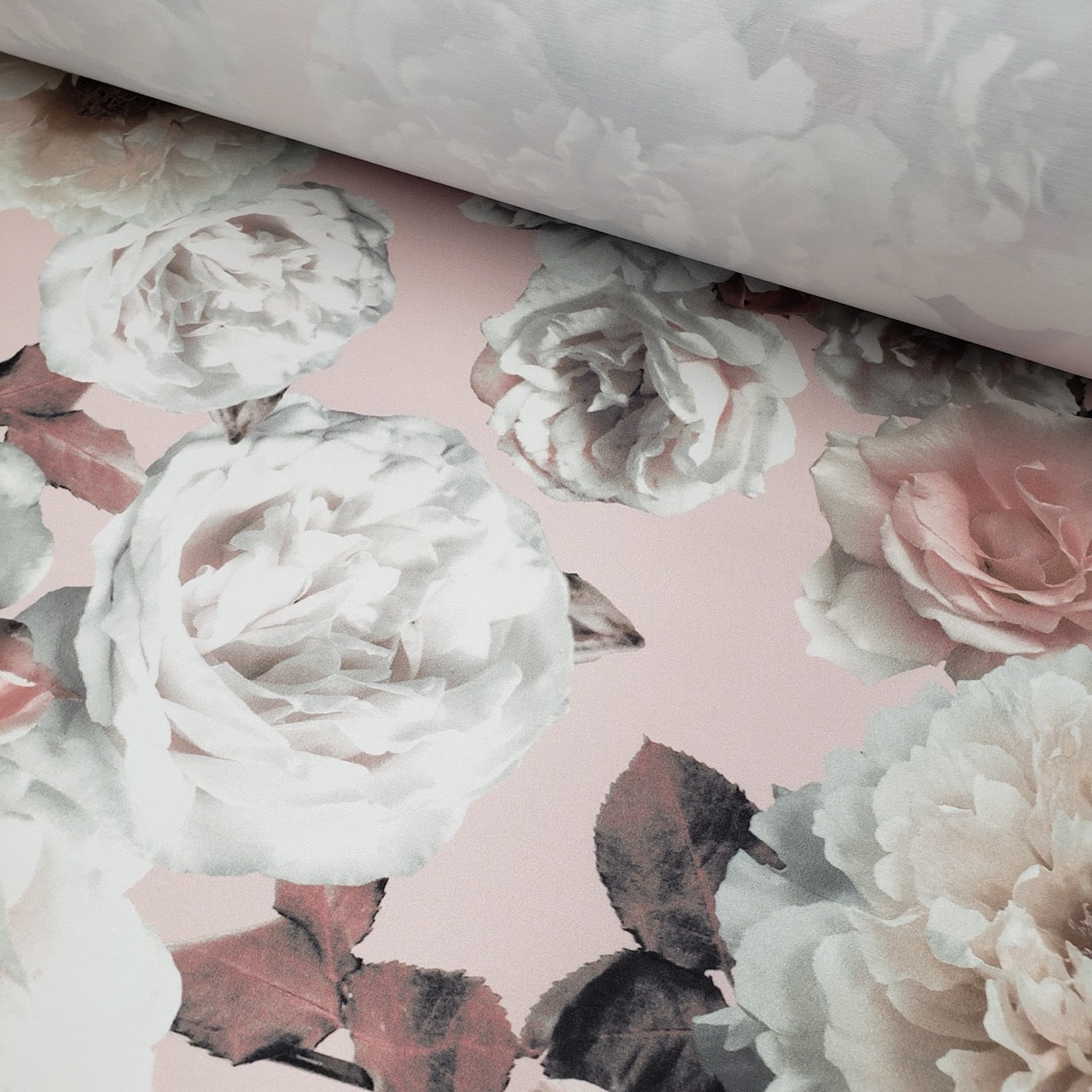 Commander® Floral - Rose Collage - Pink (roll)