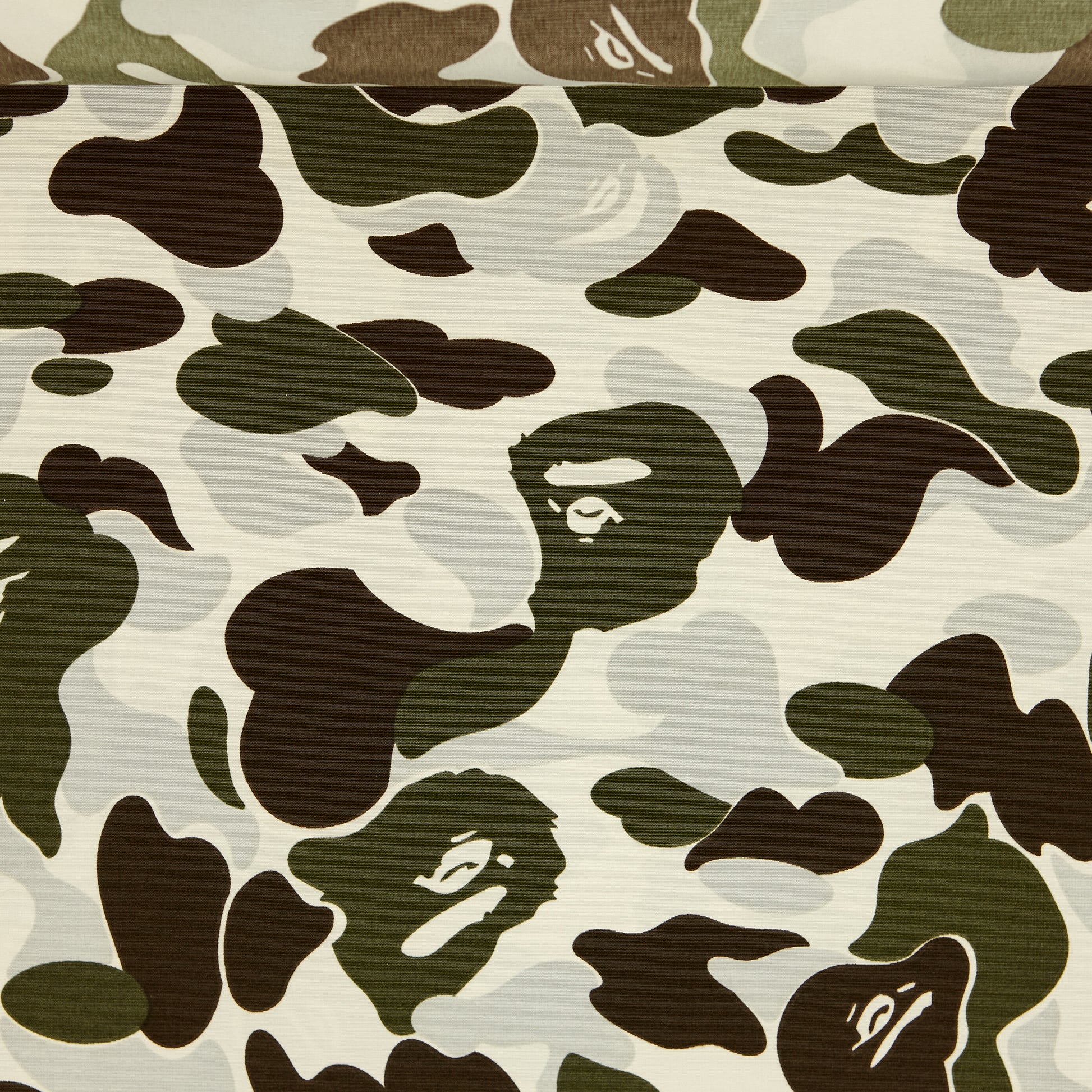 Commander® CG Camo - Giant ABC Snow (BAPE®) detail