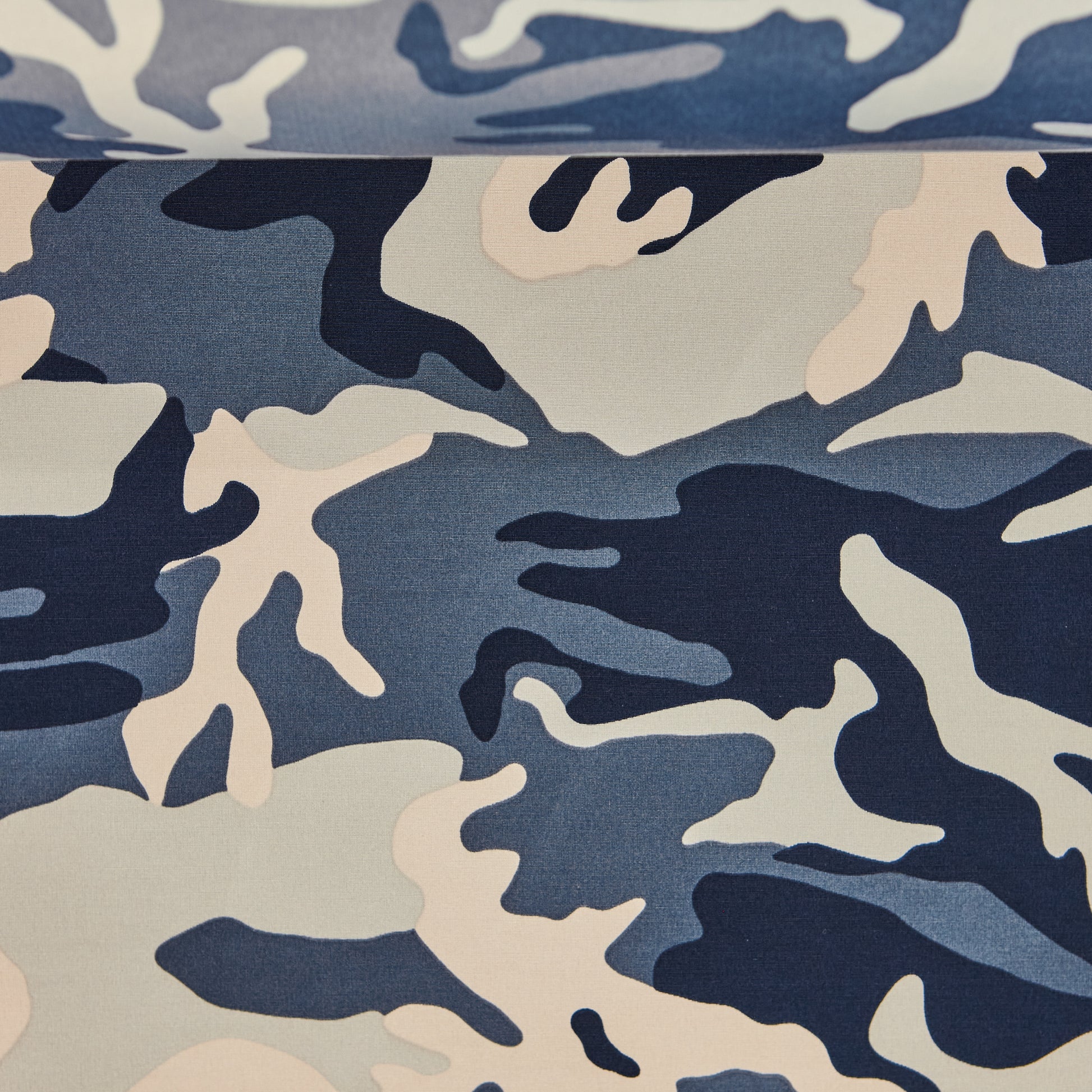 Commander® CG Camo - Winter Navy (detail)