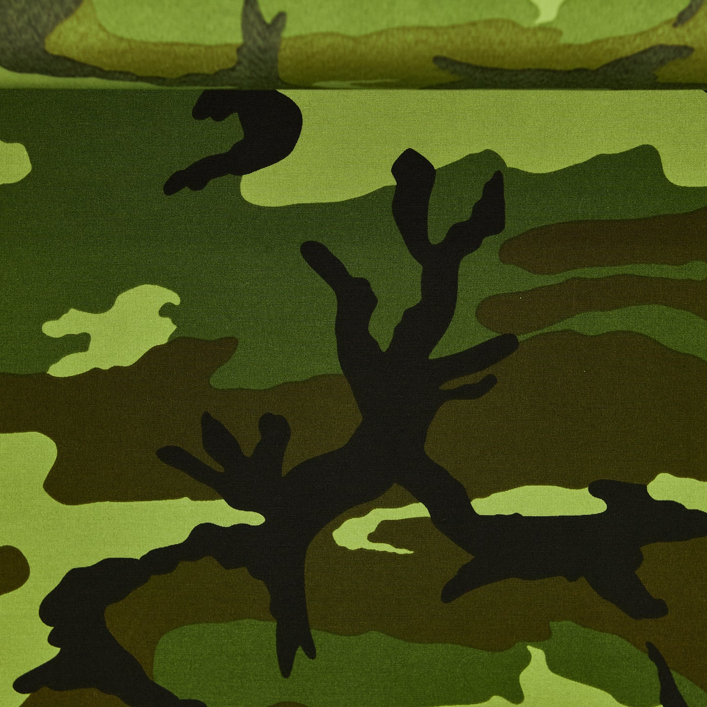 Commander® CG Camo - U.S. Woodland (Classic) - DETAIL