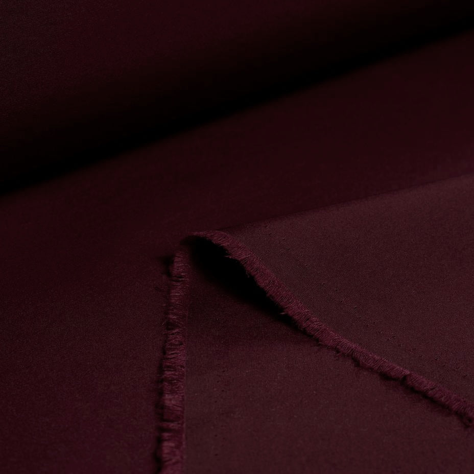 Commander® Solid Colour - Burgundy